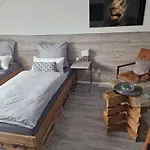 Διαμέρισμα Schlafgut24 2 *